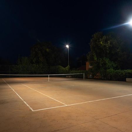 Guesthouse "Barboska" - Big Outdoor Swimming Pool & Private Tennis Court Vodnjan Eksteriør billede